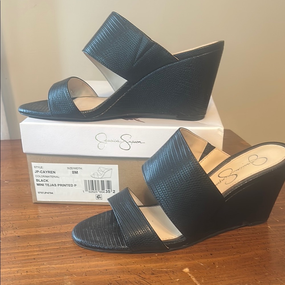 Jessica Simpson Black Wedge Shoes with Contoured Footbed